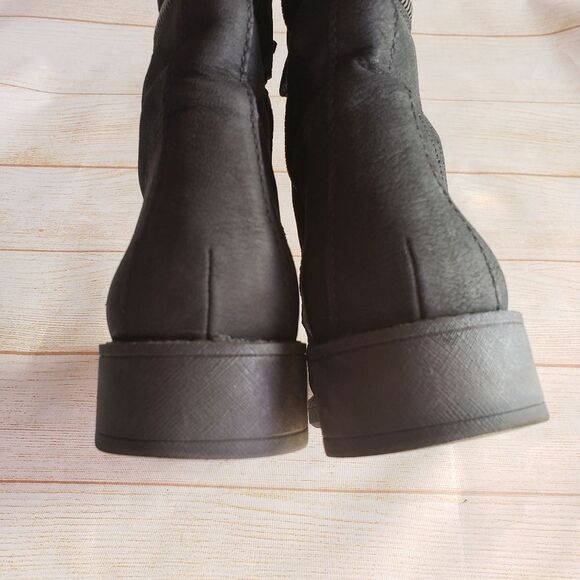 Nine West Leather Lace Up Quilted Distressed Round Toe Ankle Boots Booties 8 M - Picture 12 of 16